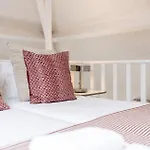 Tiara Downtown By Da'home *