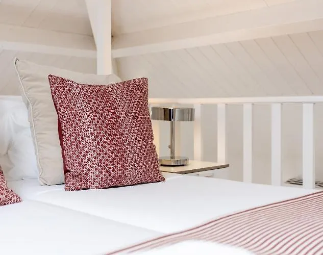 Tiara Downtown By Da'home *