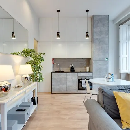 Tiara Downtown By Da'home *