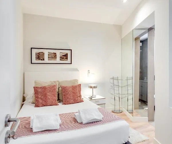 Tiara Downtown By Da'home *