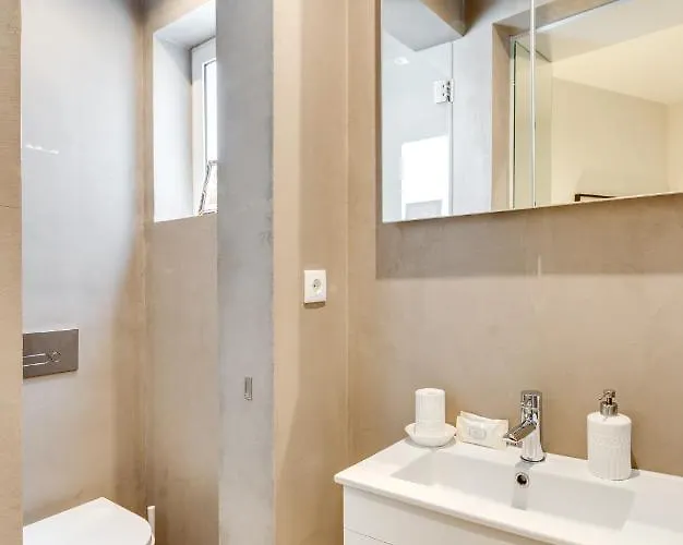 Tiara Downtown By Da'home Oporto