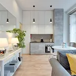 Tiara Downtown By Da'home *