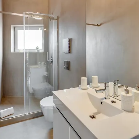 Tiara Downtown By Da'home Apartman Porto