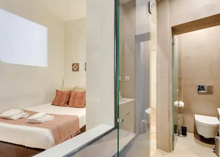 Tiara Downtown By Da'home