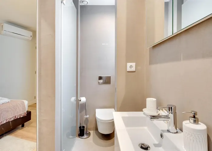 Tiara Downtown By Da'home