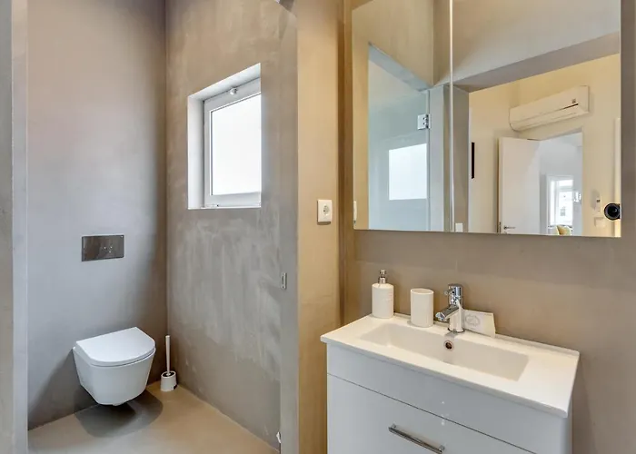 Tiara Downtown By Da'home *